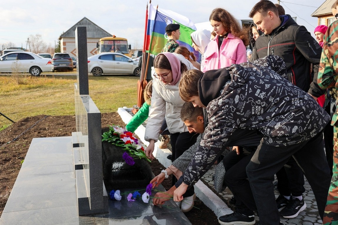 Мемориал в память о мужестве земляков-ликвидаторов - с. Омутинское, ул.  Мелиораторов на портале ВДПО.РФ